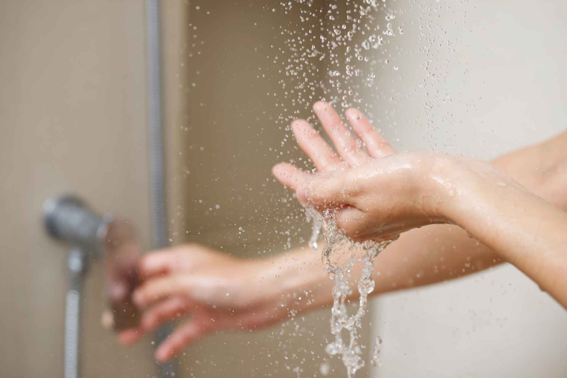 Agua caliente con aerotermia